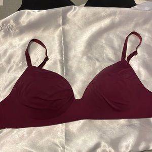 Victoria Secret tshirt bra
